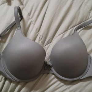 Victoria's Secret Body by Victoria bra